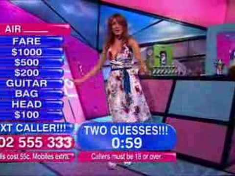 Nikki Osborne vs Chromeo