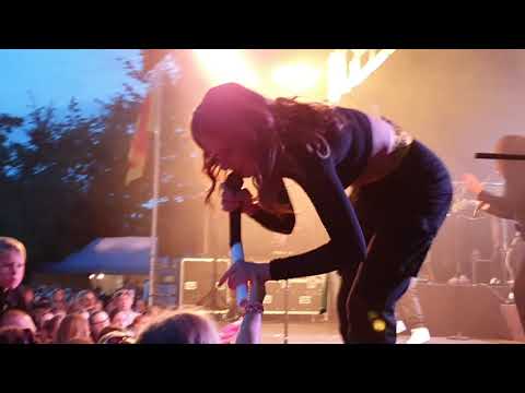 Optreden Laura Tesoro in Geel 12-7-2019 deel 1