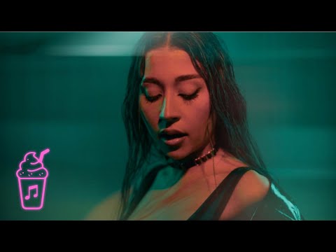 Nicole Cherry x Puya - Zilele negre