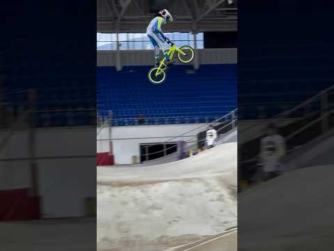 CRAZY BMX RACING 🤯 #bmx #bmxracing #bike #Bikelife #bikeride #bikelover #shorts #short #fyp #cool