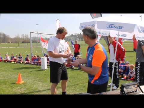 Fußballprofi beim Fußballcamp