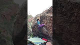 Video thumbnail of Cagaferro, 6a (sit). Mont-roig del Camp