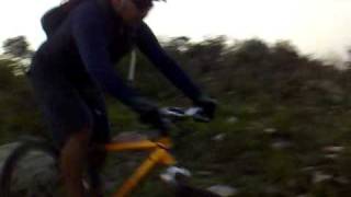 preview picture of video 'cfe bike cuevas de razo vergel de la sierra leon gto el conejo agosto 2010'