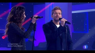 Malú y Pablo Alborán ~ Lo Nuestro [Gala Especial Nochebuena 2017 tve]