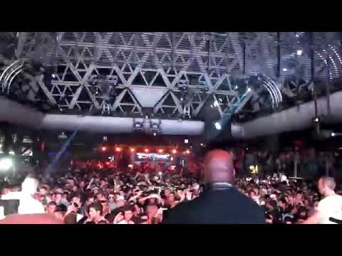 Carl Cox plays Pagano's classic 'Breaking Bad'