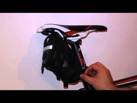 Review: How to fit the Topeak Wedge Bicycle Saddle Bag