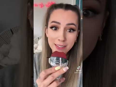 WTF c’est quoi ce rouge à lèvres ?