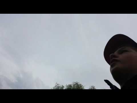 MC BABO fliegt auf die fr****