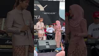 Download lagu Lesti Kejora - Sedang ingin bercinta Versi Live Hajatan Bibi Indi Dan Riki mp3 Download lagu Lesti Kejora - Sedang ingin bercinta Versi Live Hajatan Bibi Indi Dan Riki mp3