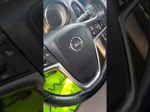 фото opel astra j 0