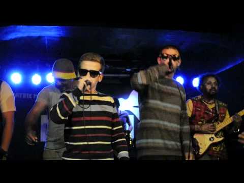 Refew a Peebeer - Ty Chvíle (Live 2.6.2012 Matrix s živou kapelou)