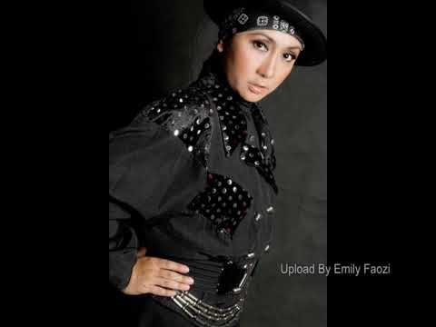 Yosie Lucky - Tari Pantai