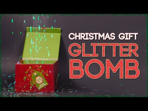 How to Make a Christmas Glitter Bomb