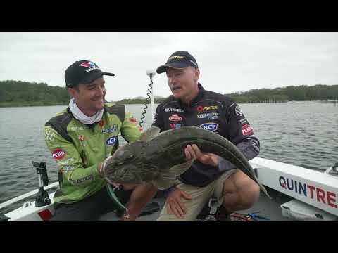 Catching MONSTER Flathead off the TOP!