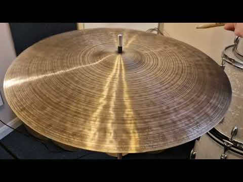 Cymbal and Gong 'Holy Grail' K 22" 2258g