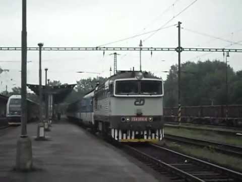 Brejlovec 754.064-4 odjíždí s náhr. soupravou Os 3407 z Havířova (7/2012) [HQ]