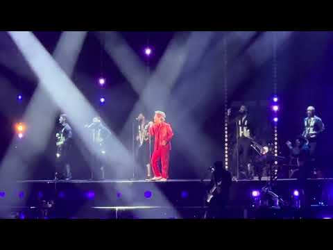 Bruno Mars &ldquo;Cha Cha Cha&rdquo; Live in Las Vegas - Opening Night of The Romantic Tour