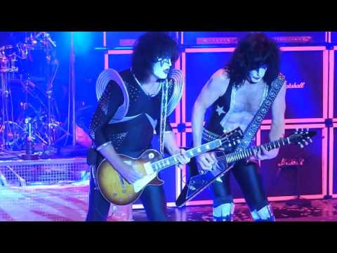 Kiss - I Stole Your Love/Ladies Room {Kiss Kruise V 10/31/15}