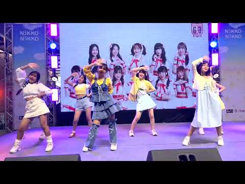 The Glass Girls Trainee - Let's Seize the Light