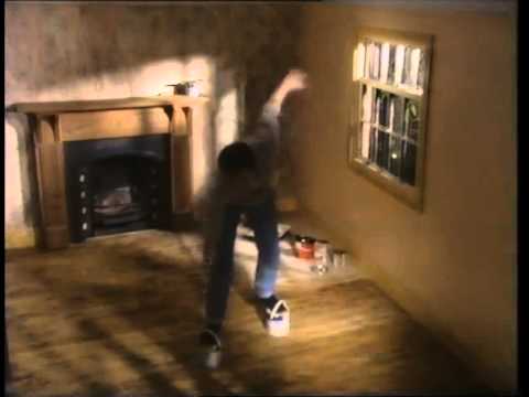 ASPC ad - Use the services of a solicitor (1987)