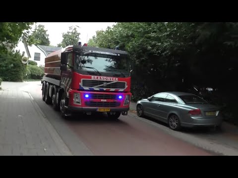 P1,Brandweer Driebergen-Rijsenburg WT met spoed onderweg naar een berm brand!