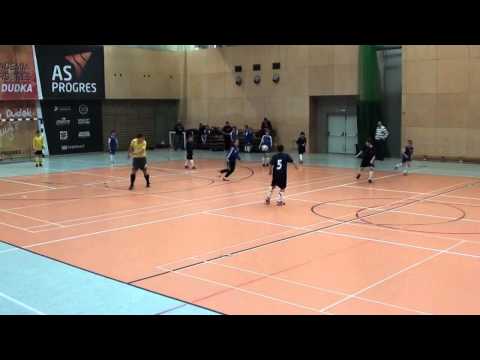 17.02.13; Liga Orlików: Wanda II Nowa Huta - Lotnik Kryspinów 5:1