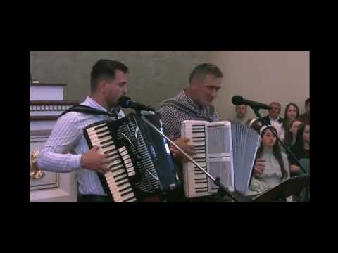 Ilie Puha & Emil Puha - Pe drumul ce duce mereu către cer