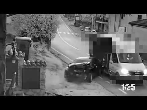 Incidente rocambolesco Sala Consilina, 4 veicoli coinvolti