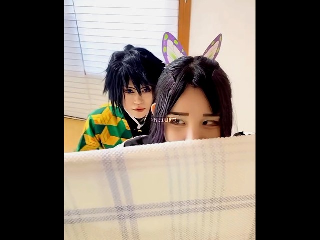 Vídeo relacionado con DACHENG Póster con impresiones de personajes de anime para Demon-Slayer-Shinobu-Cosplay - Licencia Oficial