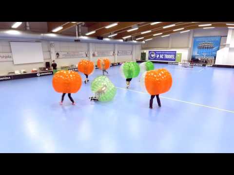 Kuplafutista Tapanilan Urheilukeskuksessa