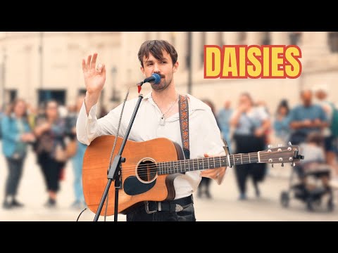 Nobody Expected to Hear THIS on a London Street | Justin Bieber - Daisies