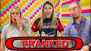 PRANKING my PARENTS!! Covering their ENTIRE ROOM in STICKY NOTES!