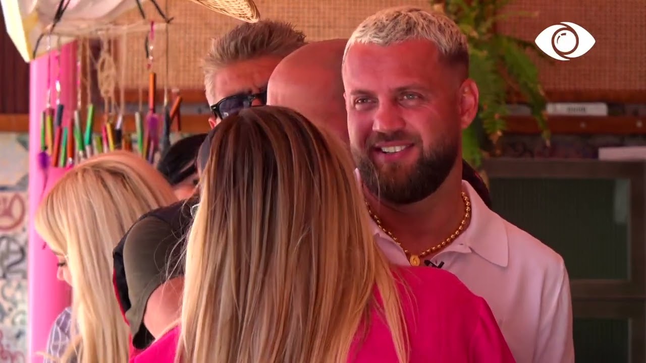 Kaluat qyl në finale, Qetsori flet me Dean dhe Efin