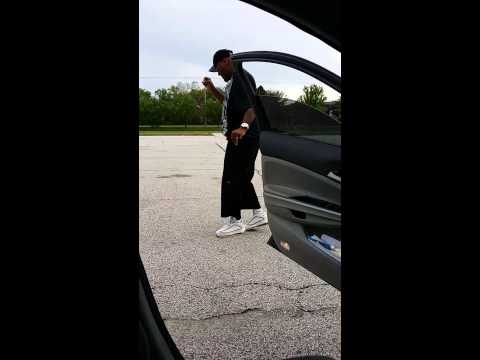 Litefoot doin Lite touch - Parking lot session 05/10/2014