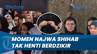 Momen Haru Najwa Shihab Tertunduk & Dzikir Tanpa Henti Usai Salatkan Jenazah Suami