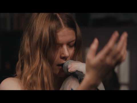 Samaris - Black Lights (Live on KEXP)