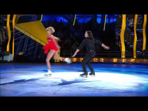 2014 Ice Age   01   Oksana Domnina & Maxim Shabalin   Llorando by Roy Orbison