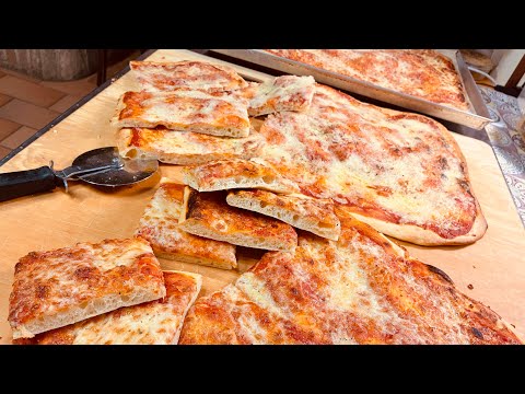 Pizza in teglia morbida e fragrante ￼