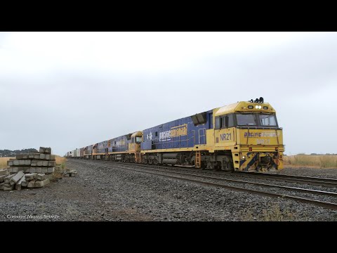 1MP2 Pacific National Freight Train With Containers & Steel Loading (5/3/2023) - PoathTV Railways