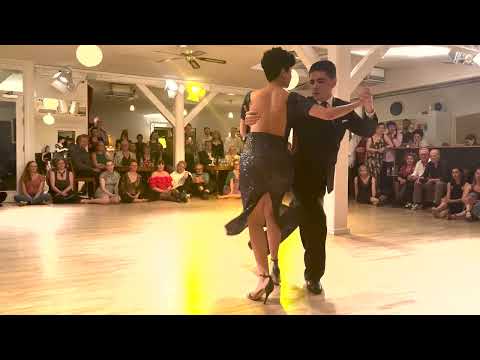 Marina Teves & Rodrigo Videla - No Me Extraña