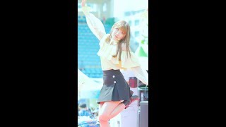190505 공원소녀(GWSN) 서령(SeoRyoung) TOKTOK (수천 개의 별, 수천 개의 꿈) 직캠 (Fancam)/경북어린이날큰잔치  by RoadRock