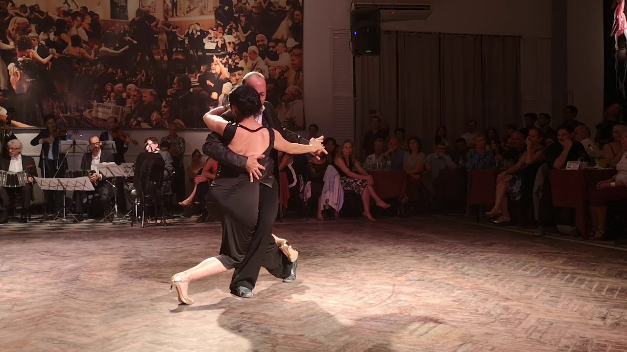 Cynthia Fattori y Marcelo Varela 3/3