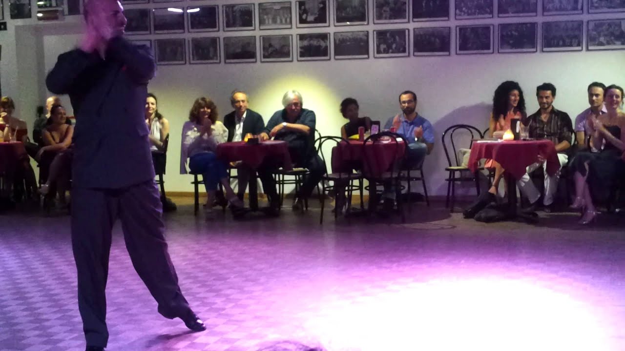 Gabriel Ponce y Analia Morales bailan Alma De Rezabaile  en Zotto Tango Academy Milano 06.07.2013