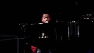 John Legend - She Don&#39;t Have To Know (Google)