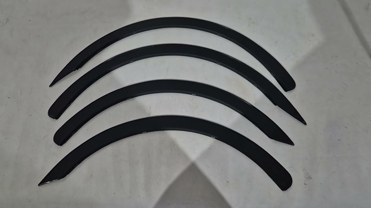 Расширители арок (4 шт, черные) Video 1