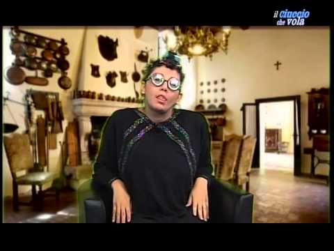 SIG.RA SCANNAPIECORO - IL CIUCCIO CHE VOLA puntata 19/12/13