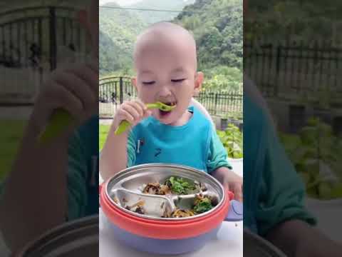 Baby eating food 🍱 #shorts #viral #trending #cute #baby