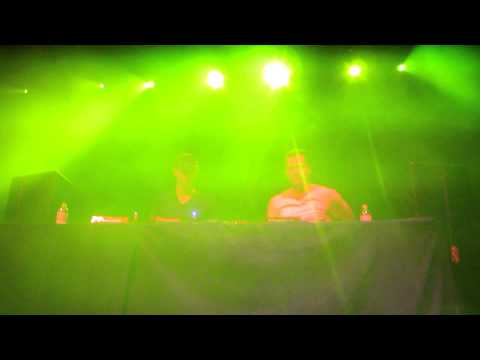 Cosmic Gate: Raging [Live in Edmonton 2011]