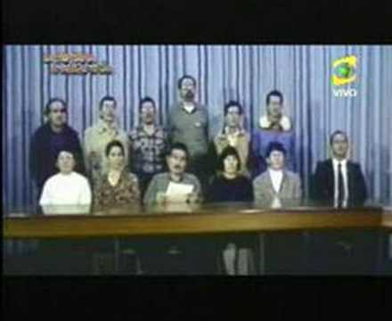 Abimael Guzmán lee en prisión carta de acuerdo de paz.