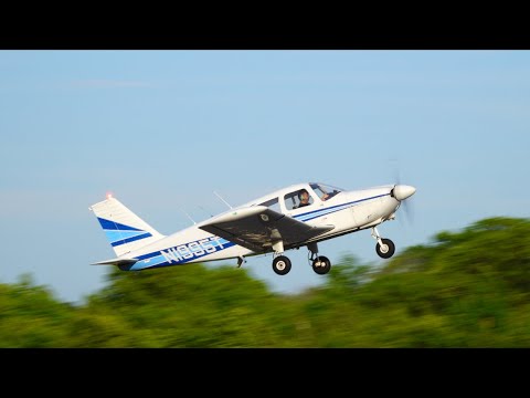 Piper Cherokee 180 takeoff and low approach [4K Video]